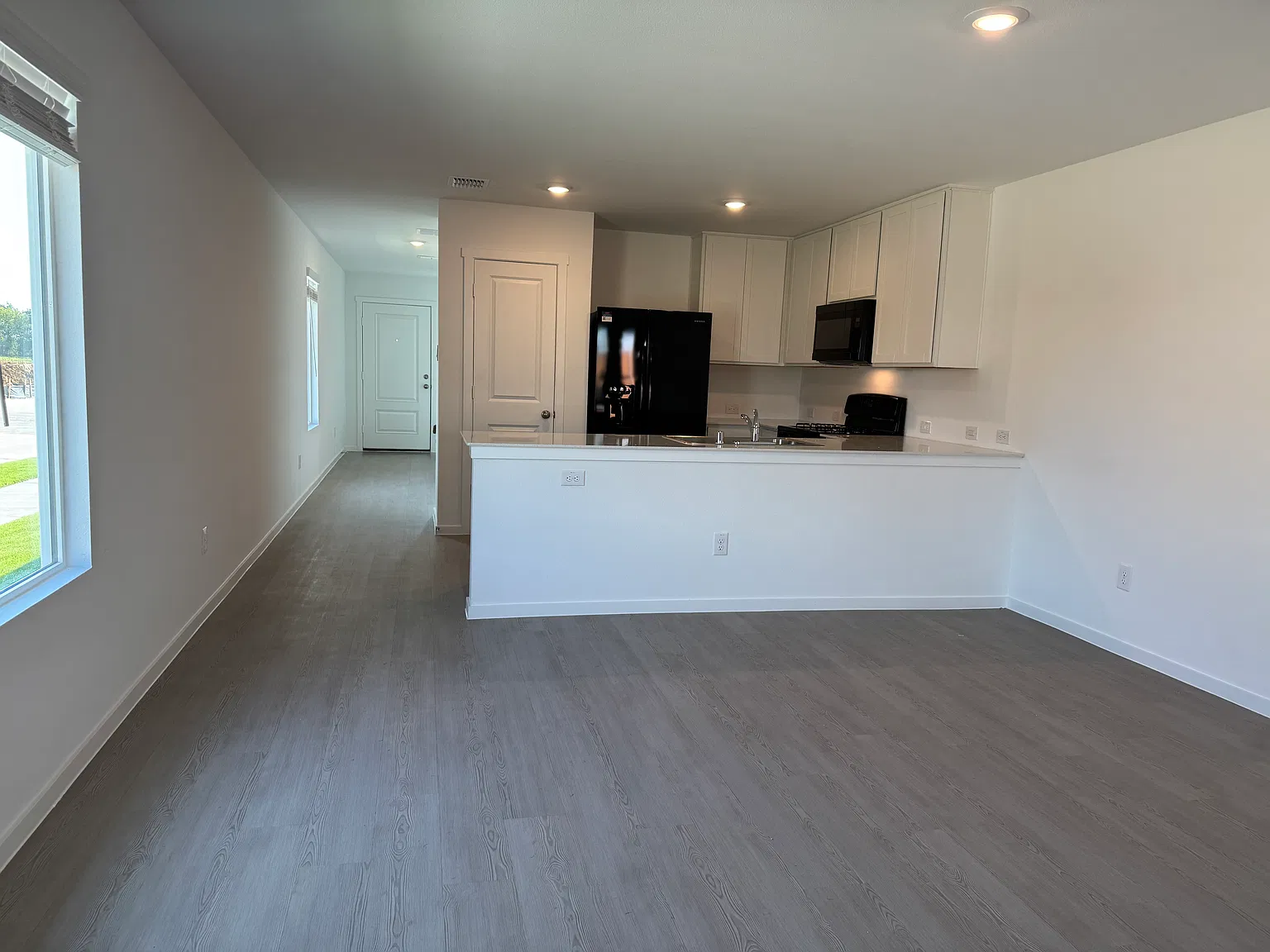 3041 Burmese St — Photo 4