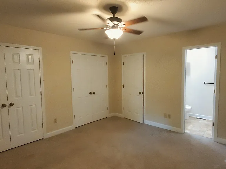 5918 King Charles Ct — Photo 12