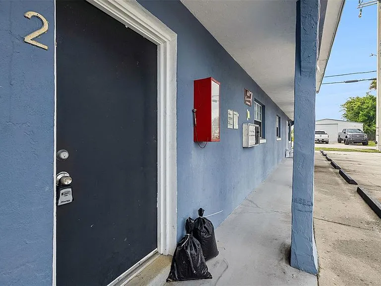 601 State Ave #2 — Photo 4