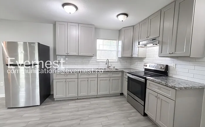 8117 Richland Dr — Photo 6