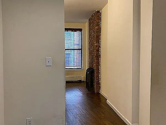 4th image of 135 W 24th St APT 2C