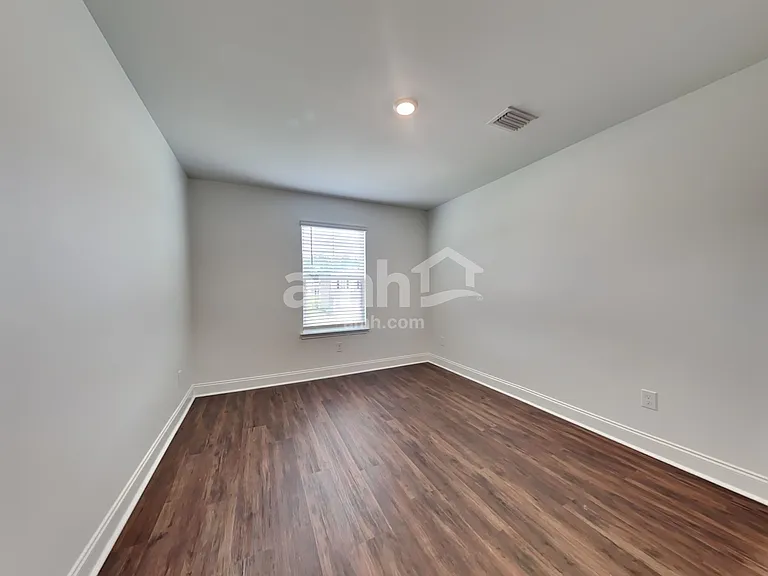 547 Plumeria Ln — Photo 25