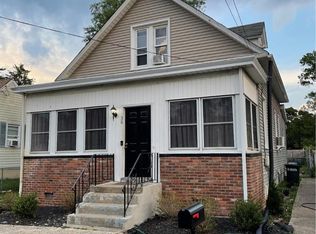 36 4th Ave, Hamilton, NJ 08619