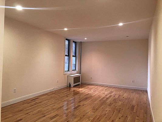 3rd image of 310 Convent Ave #1AA