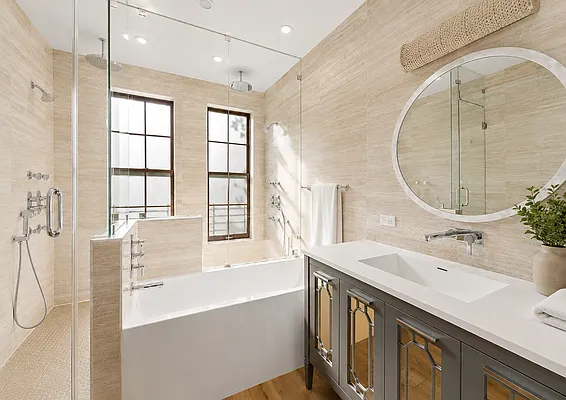 Bathroom, photo 3