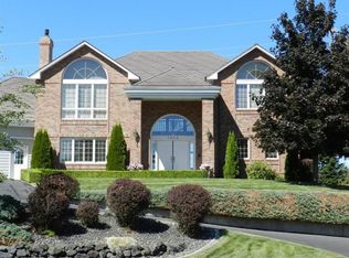 1345 Ridgeview Dr, Moscow, ID 83843