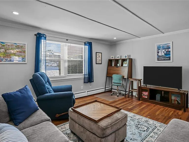 70 Carroll Ave #310 — Photo 14