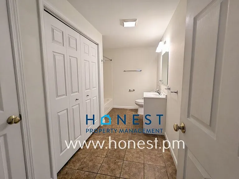 5 Crooker St #2 — Photo 20