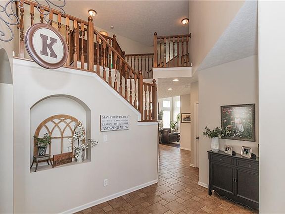 4th image of 14235 Camden Ln