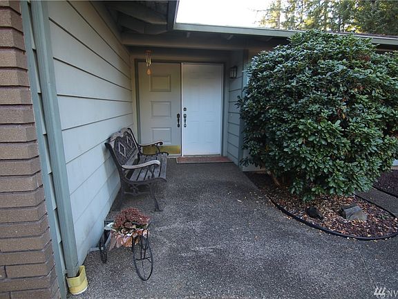 3rd image of 12722 54th Ave NE