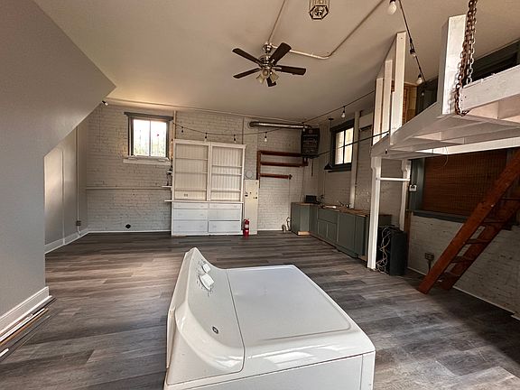 4th image of 407 Hancock St #407
