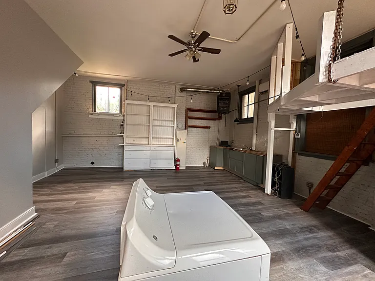 407 Hancock St #407 — Photo 4