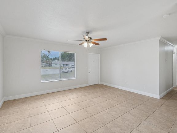 5th image of 671 SW Old Briar Avenue
