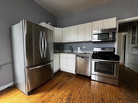 2nd image of 1238 W Winnemac Ave APT 2