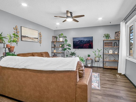 5th image of 3902 L Ave