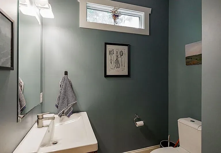 145 Hillside St — Photo 16