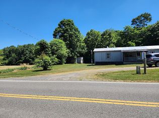 3878 Airport Rd, Hillsville, VA 24343
