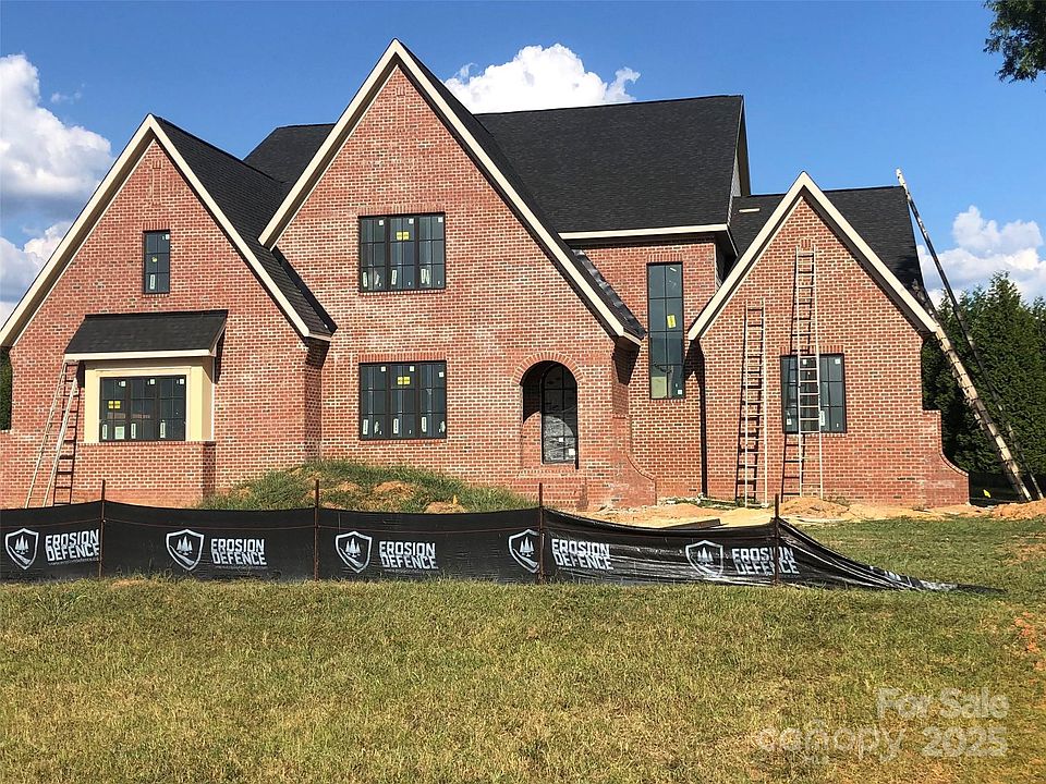 2nd image of 5827 Long Stirrup Ln