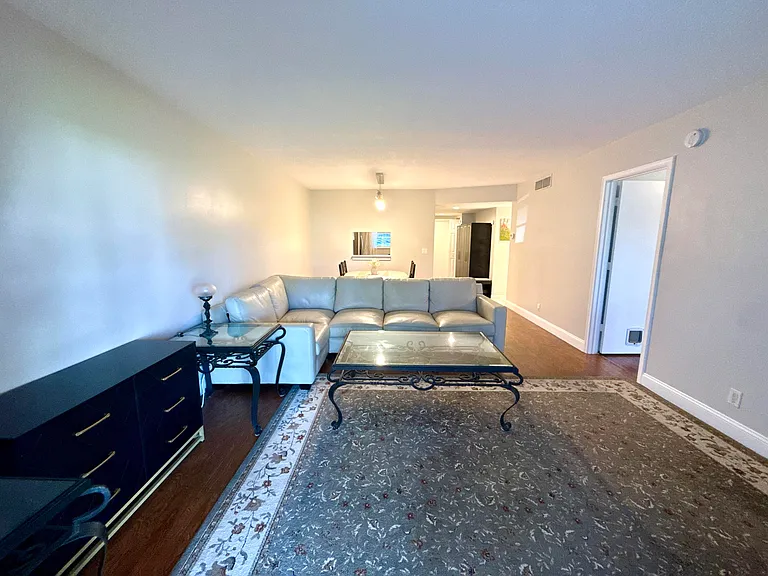 2828 Casita Way #105C — Photo 6