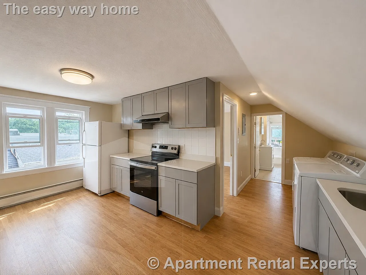 2 bed, 9999 sqft, $2,600 — Photo 2