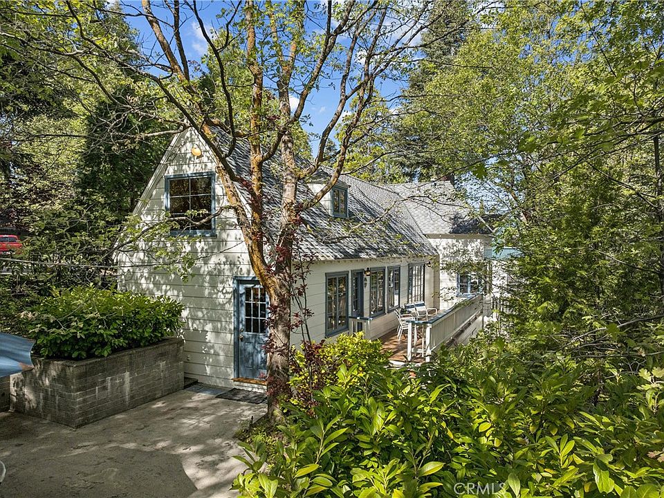 1st image of 373 John Muir Rd