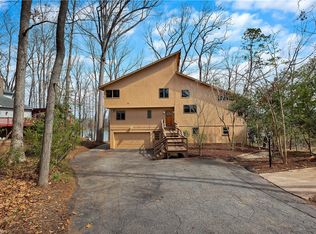 920 Spanish Point Dr, Seneca, SC 29678