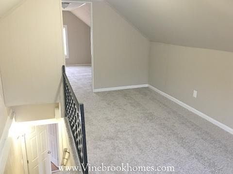1st image of 127 Skyview Dr