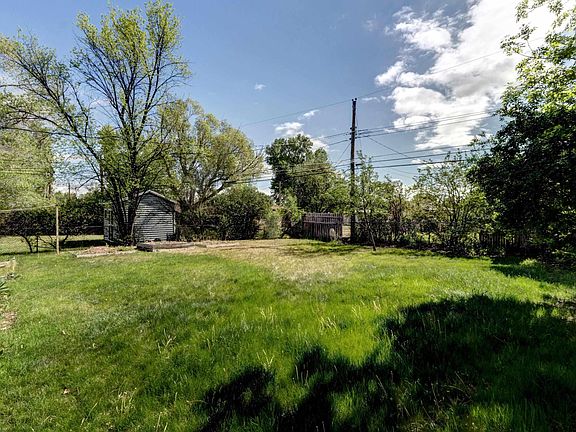 4th image of 3202 Grandview Dr