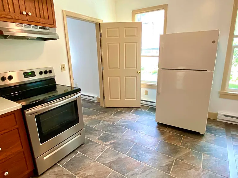 215 Green St #217 — Photo 1