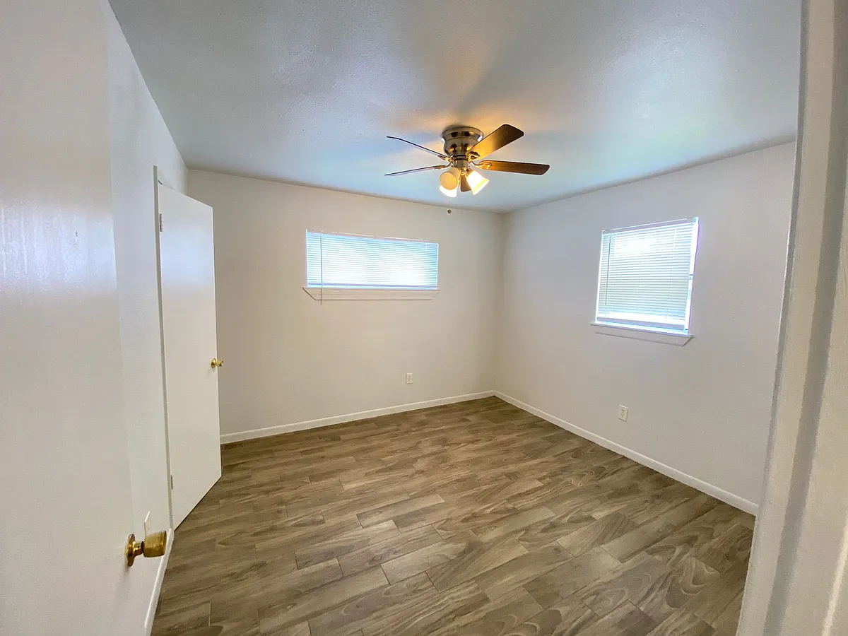 Building Photo - 5412 Market St #6