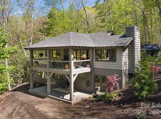 3146 Hebron Rd, Hendersonville, NC 28739