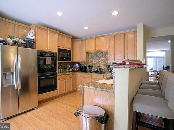 5th image of 12015 Lynford Ln