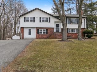 214 Park St, Stoneham, MA 02180