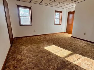 706 W Grant St, Blakely, PA 18447