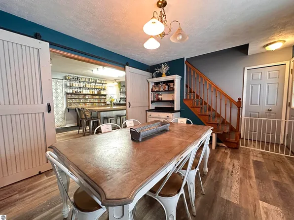 6390 Sugar Maple Ln, Lake Ann, MI 49650