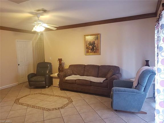 3rd image of 1136 Garibaldi St E