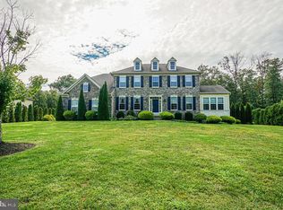104 Florawood Ct, Franklinville, NJ 08322