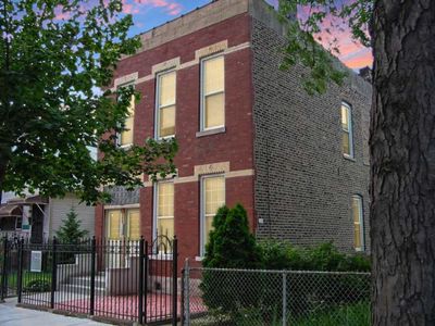 2148 W Erie St, Chicago, IL, 60612