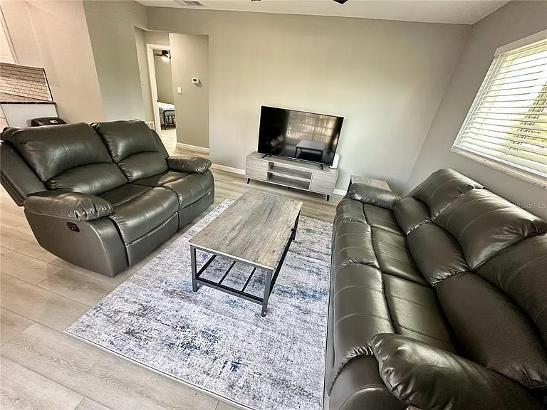 460 Base Ave E #129 — Photo 7