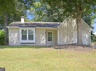 3246 Fescue Cir, Lawrenceville, GA 30044