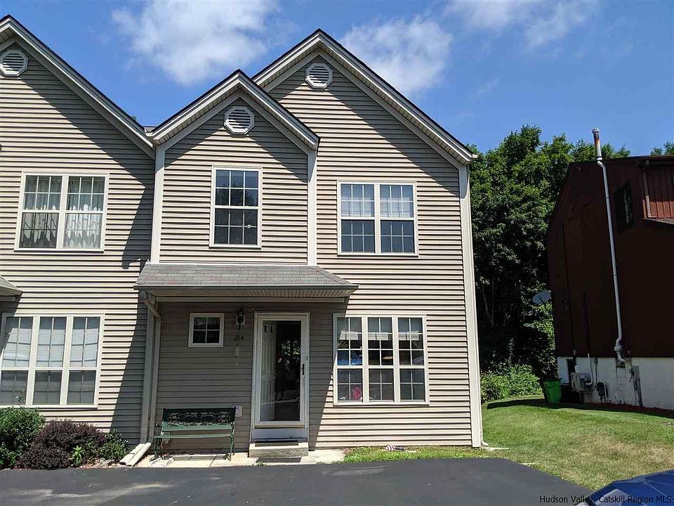 1st image of 214 Sterling Pl