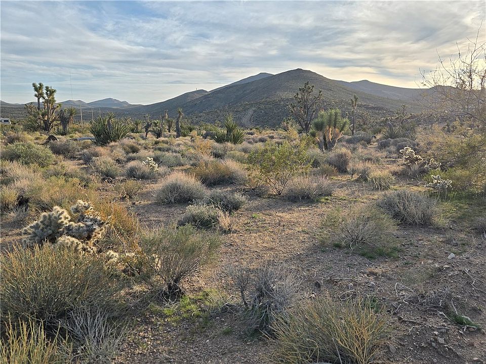 1st image of 329-08-243 W Inyo Drive