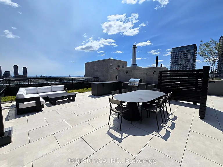 1185 Dupont St #316 — Photo 16