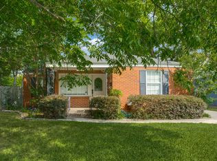 3327 Mission St, Fort Worth, TX 76109