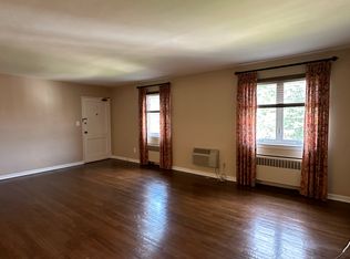 12 Troy Dr APT B, Springfield, NJ 07081