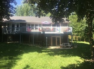 61151 Quinnesec Rd, Cassopolis, MI 49031