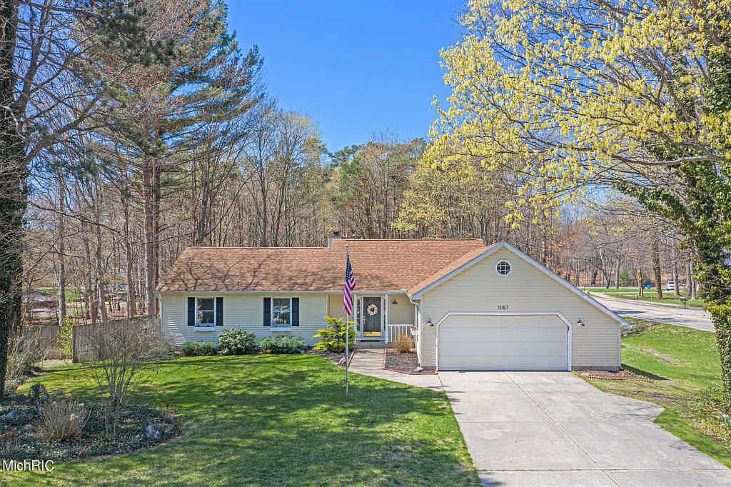 13187 Sikkema Dr, Grand Haven, MI 49417 | Zillow