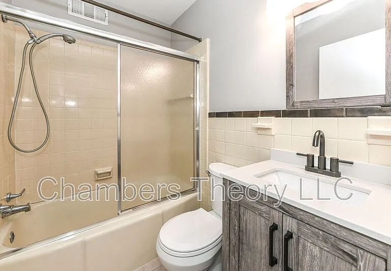 130 S 29th St #4 — Photo 13
