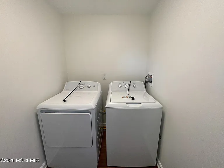 729 Spruce St — Photo 5