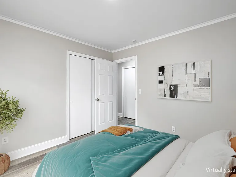 11 Highland Ave — Photo 52